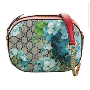 Gucci Shoulder Gg Supreme Monogram Blooms Mini Chain